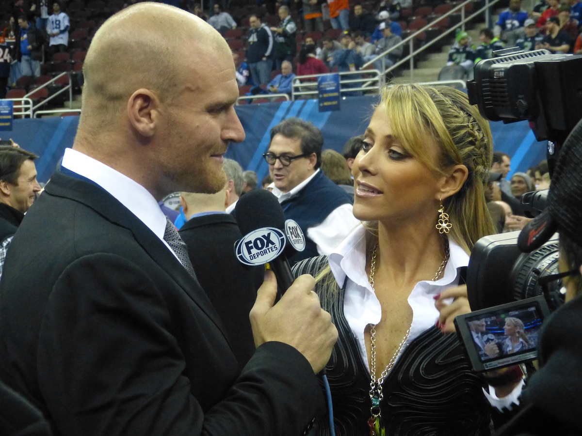 Brady Poppinga interviews Inés Sainz by Brian Carriveau—CheeseheadTV.com.
